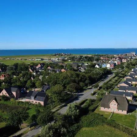 Halligkieker 2 - Grosszuegiges Nordseehaus Mit Sauna Und Kamin Tatil Evi