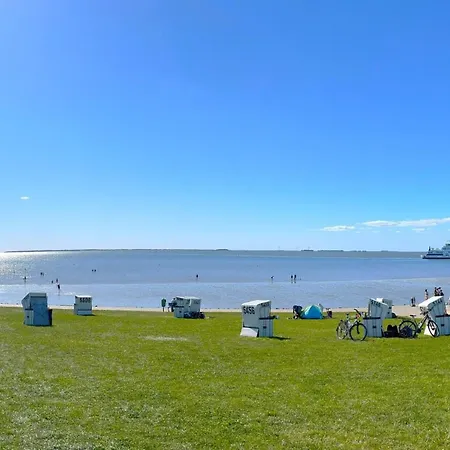 Halligkieker 2 - Grosszuegiges Nordseehaus Mit Sauna Und Kamin Tatil Evi *